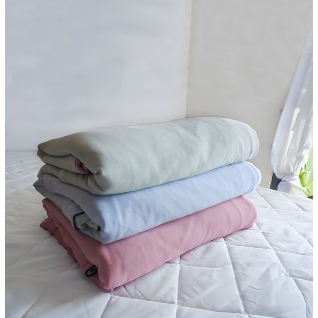Viola-Duvet-Blanket-Ice Cooling Blanket-1.png