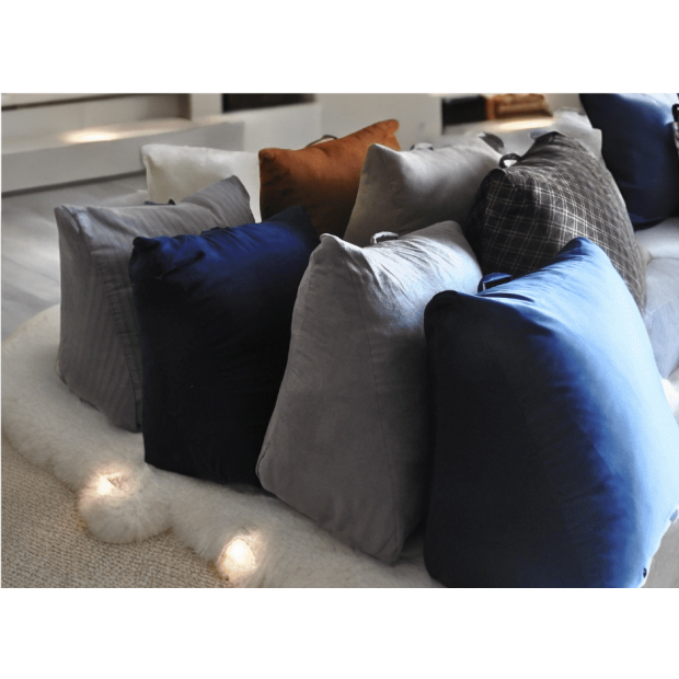 Viola-Pillow-Triangle Back Cushion-2.png