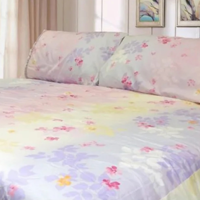 Viola-Fit Sheets-40s Combed cotton-Dreamy Butterfly Haven-1.png